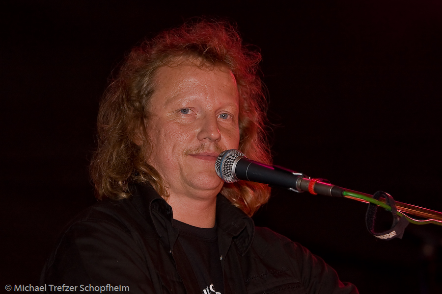 64U-2007-37.jpg