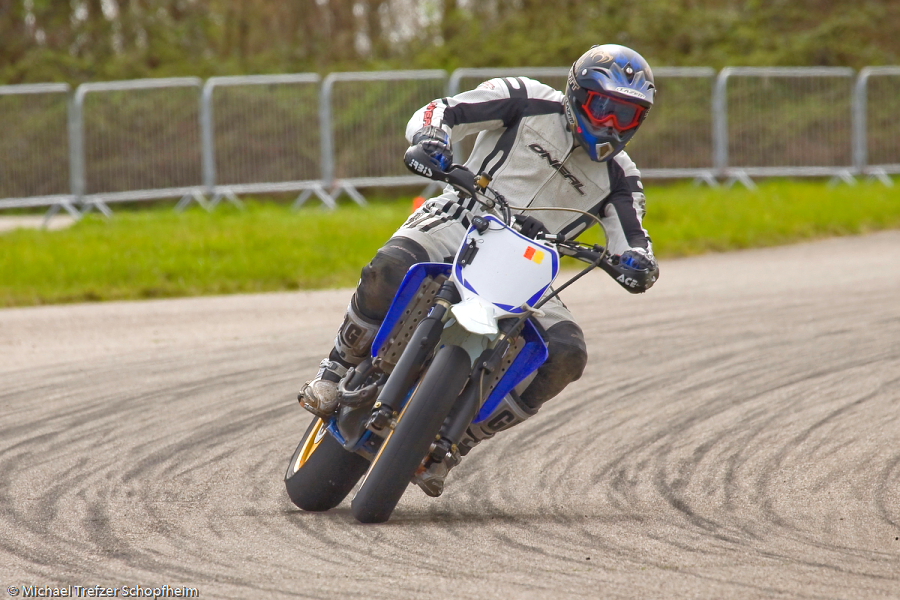 Supermoto-Bremgarten200.JPG