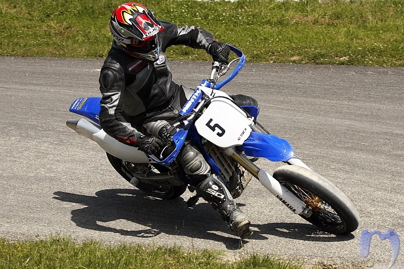 supermototraining123.jpg