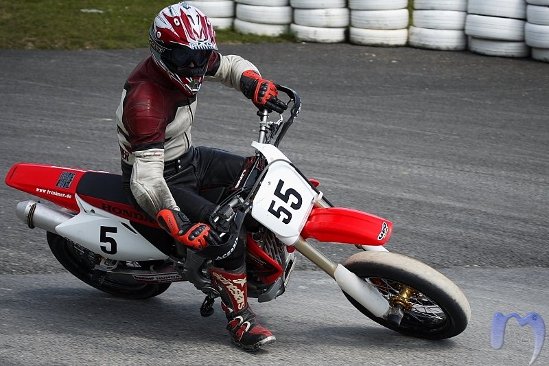 supermototraining125.jpg