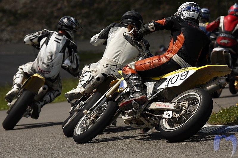 supermototraining180.jpg