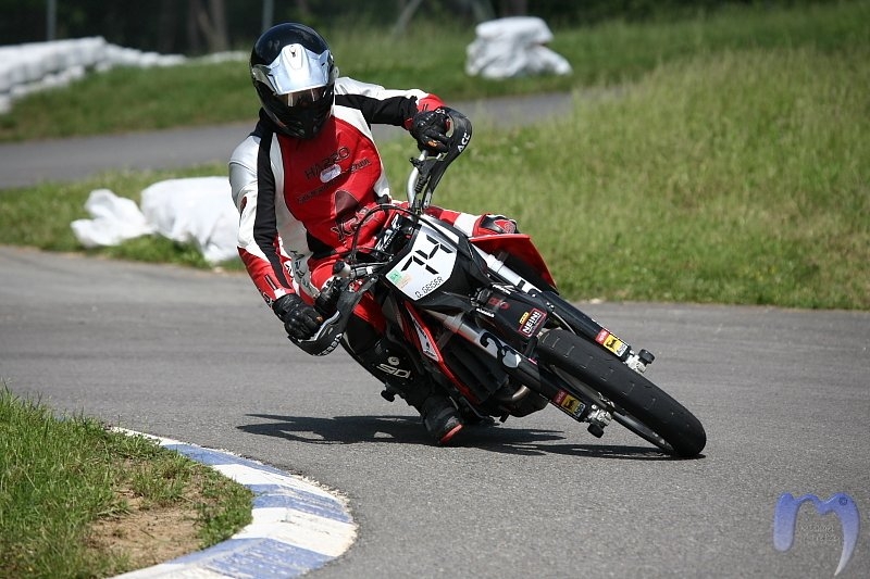 supermototraining220.jpg