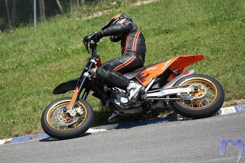 supermototraining227.jpg