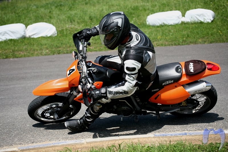 supermototraining234.jpg
